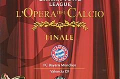 凯恩：拜仁核心球场杀手百球征程高效见证