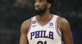 芝加哥公牛队NBA赛程调整：里夫斯交易影响与詹姆斯去留猜想